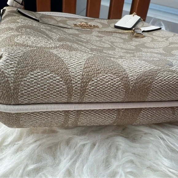 Coach Beige Signature Canvas Crossbody with Chalk Trim - Picture 4 of 12